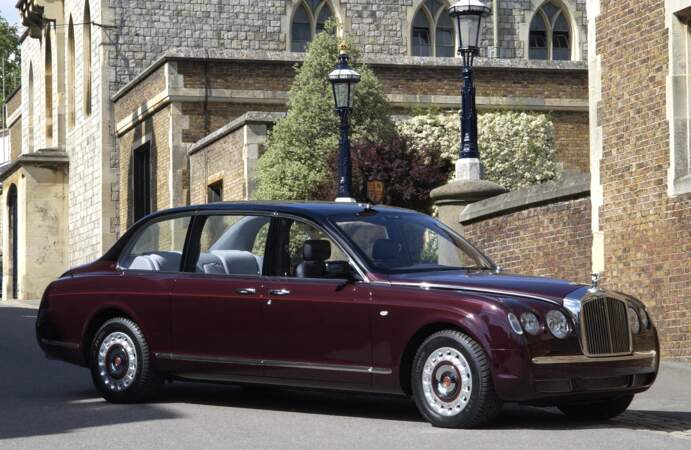 Queen Elizabeth II: Bentley State Limousine