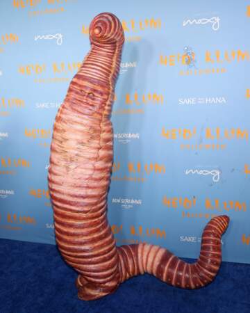 Heidi Klum dressed as a worm