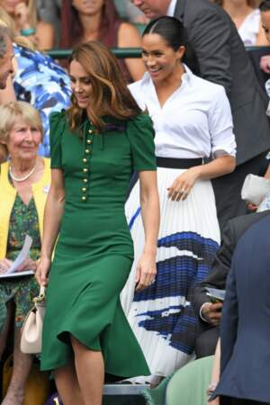 She showcased her green Dolce & Gabbana Dress