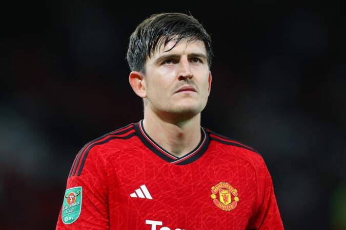 Harry Maguire: Leicester City to Manchester United for £80m
